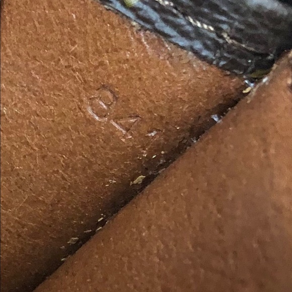 ⭐️SOLD ⭐️ Stunning vintage 1984 Portfolio 💫 - Picture 5 of 9